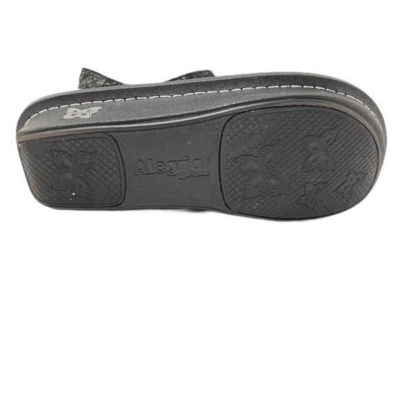 Algeria | Kerri Sandal - Picture 8 of 8